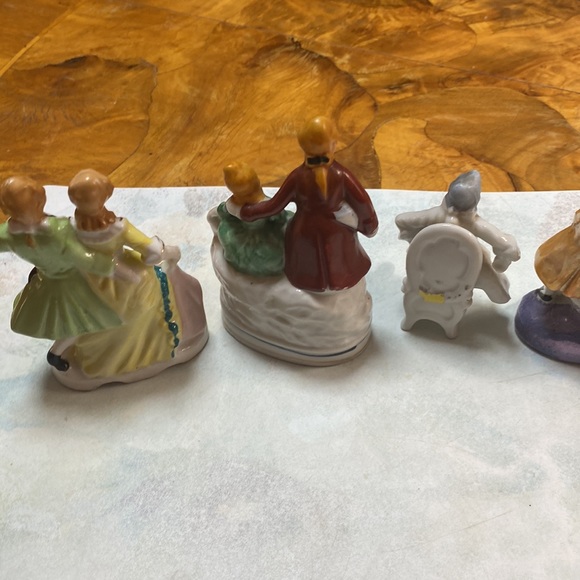 Beautiful bundle of vintage ceramic figures awesome condition - Picture 7 of 7